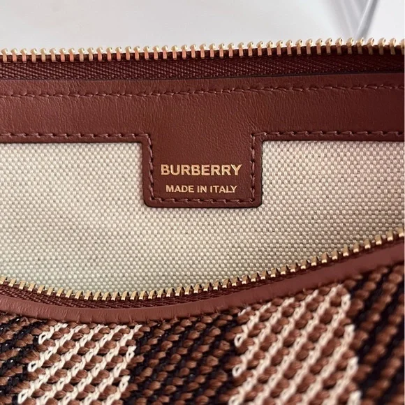 🔴SOLD🔴 BURBERRY Olympia Check Jacquard Pouch-Birch Brown - Picture 11 of 15